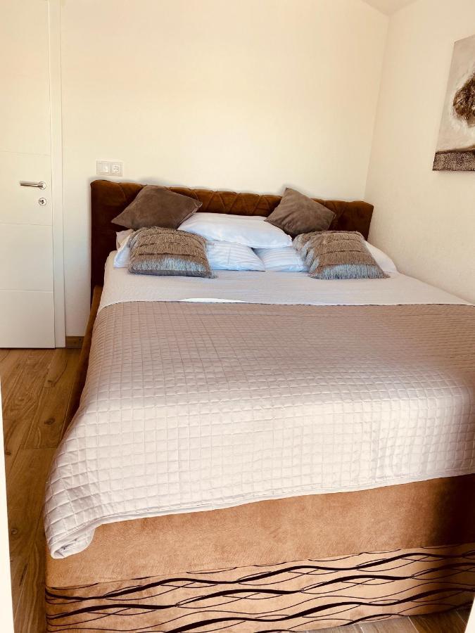 Apartment Elena Donji Okrug  المظهر الخارجي الصورة